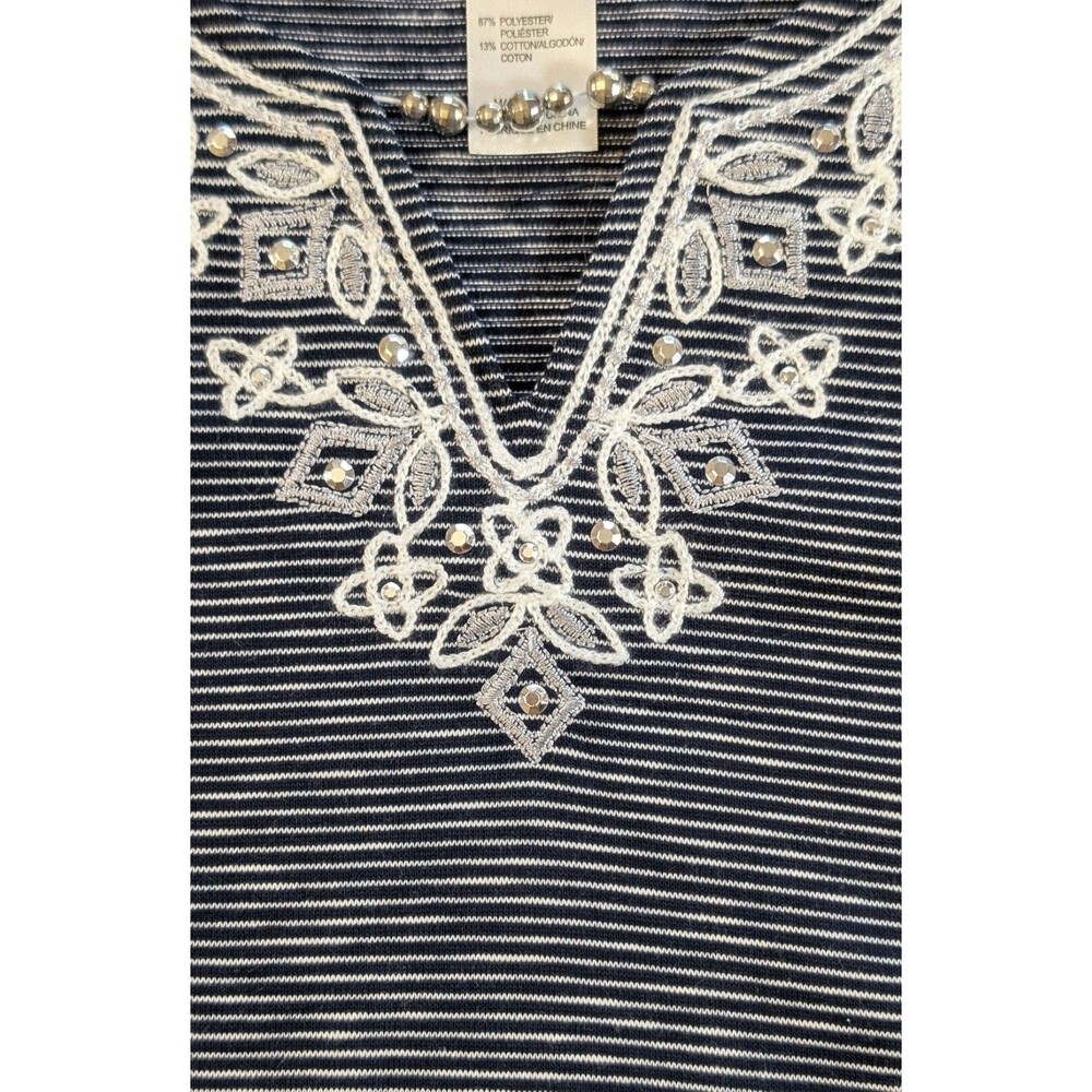Alfred Dunner Womens Small Top NWOT Embroidered Rhinestone V Neck 3/4 Sleeve - Picture 4 of 9